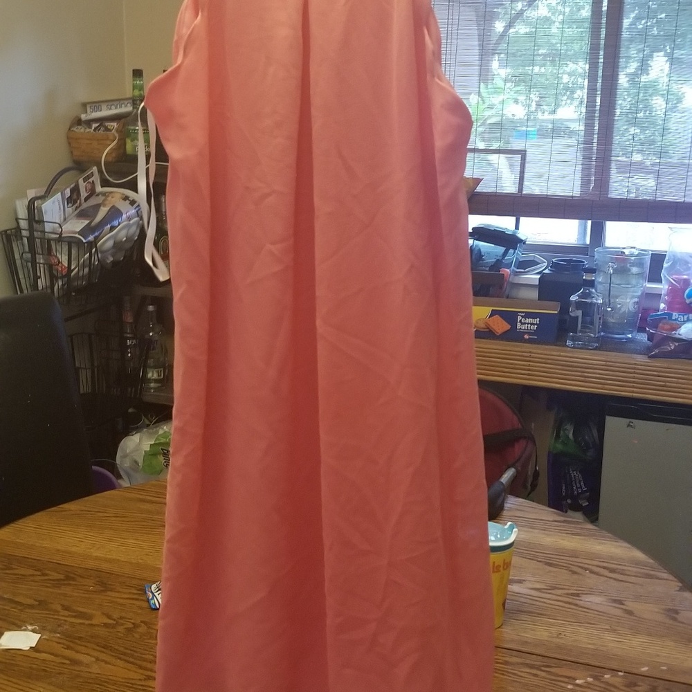 Dress - Picture 4 of 4